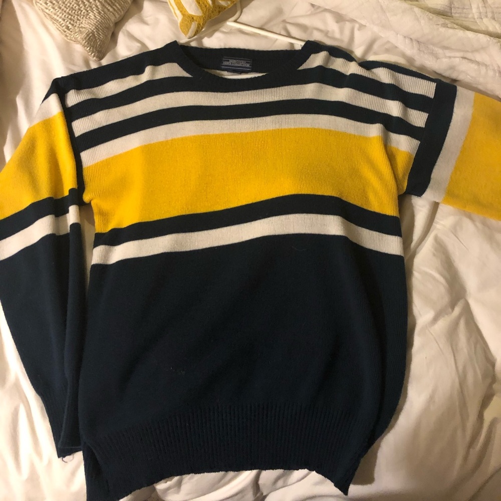 Striped Fleece pullover sweater